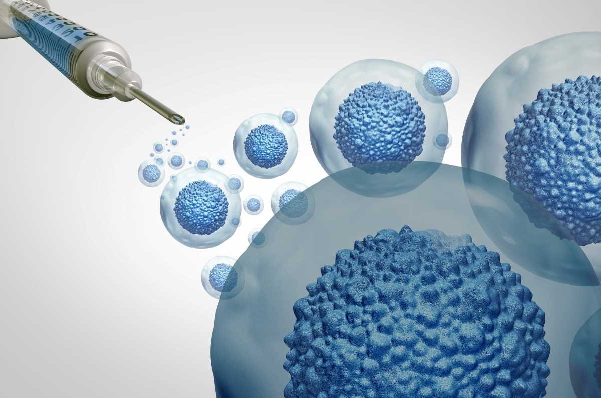 Syringe injecting medicine into cellular structure illustration.